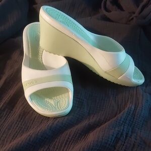Crocs Women's White and Green Wedge Sandals